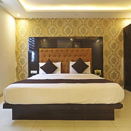 Hotel Iconic Near Delhi Igi International Airport New Delhi Exteriör bild