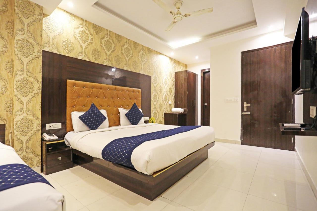 Hotel Iconic Near Delhi Igi International Airport New Delhi Exteriör bild