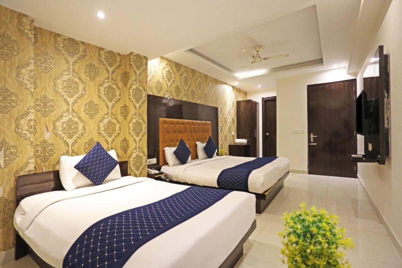 Hotel Iconic Near Delhi Igi International Airport New Delhi Exteriör bild